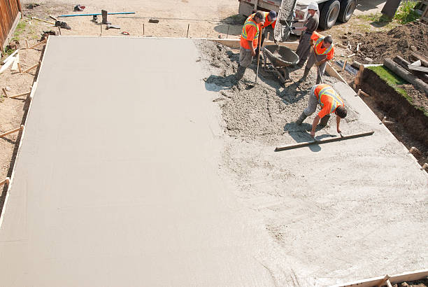 Best Concrete Sidewalk Installation  in Kalkaska, MI
